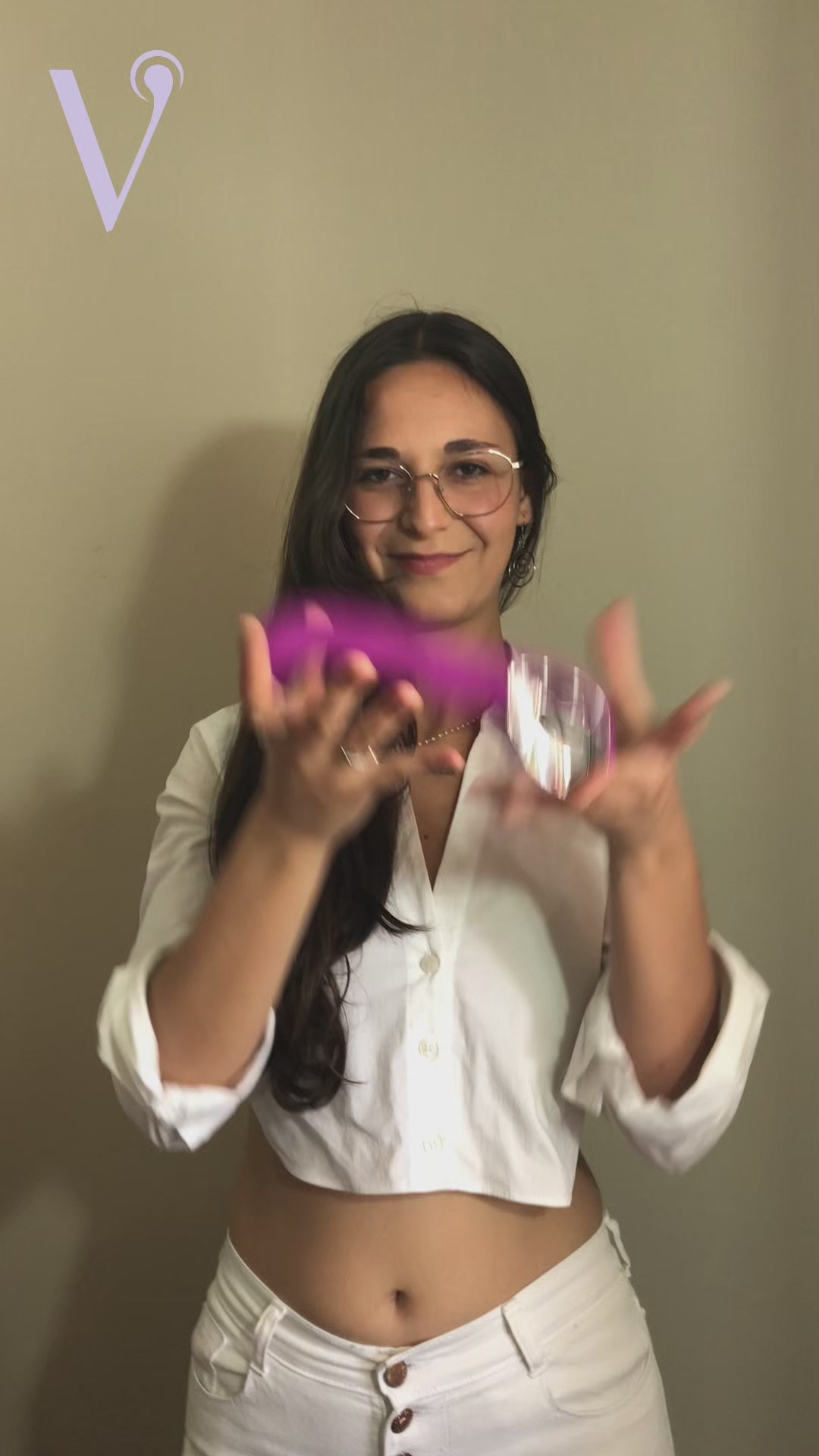 Vibrador color fucsia Marina con doble motor recargable USB