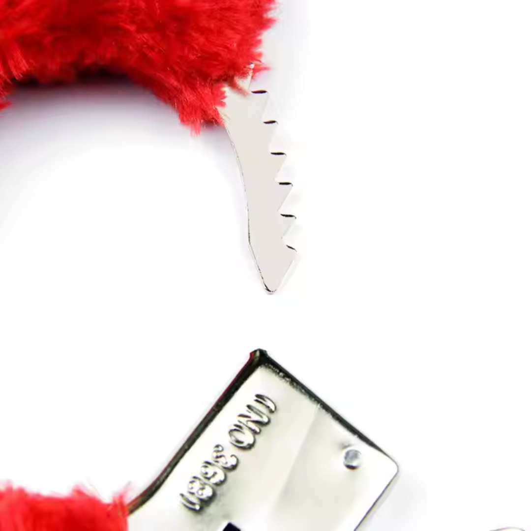 Lina -  esposas peluche bdsm bondage