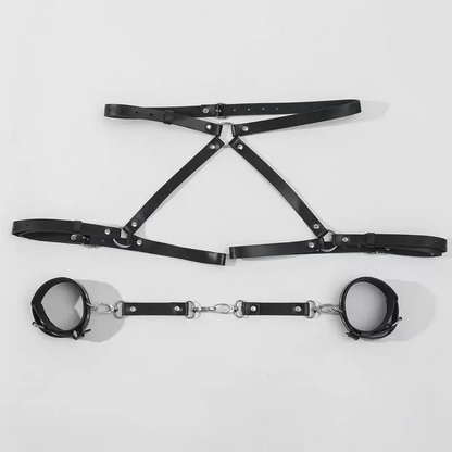 Arnés BDSM con esposas ideal para juegos en pareja Vibra Uruguay